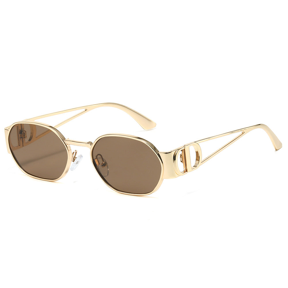 Gafas de sol doradas con cristal café.