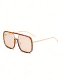 Gafas de sol carey con cristal claro.