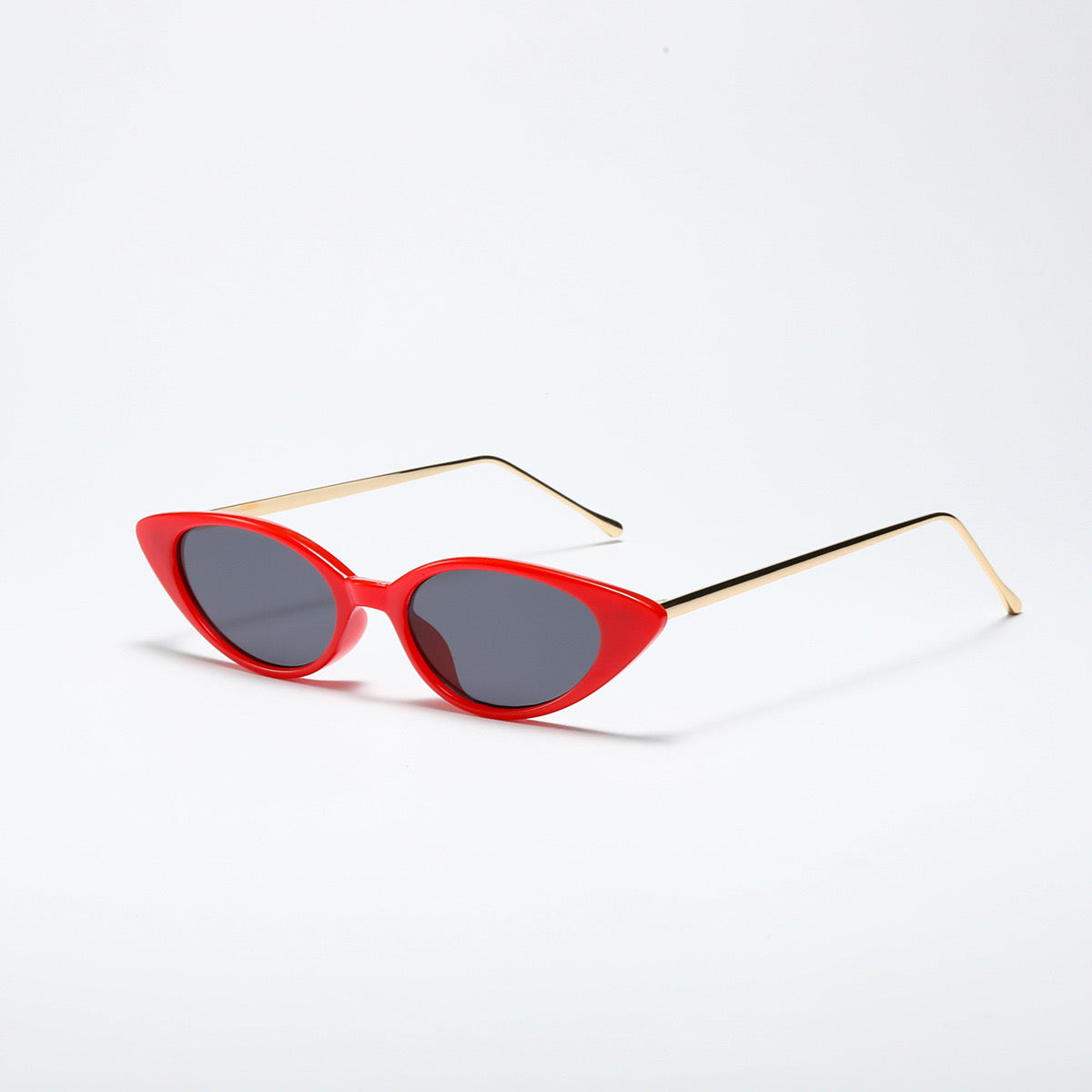 Lentes de sol cate-eye.